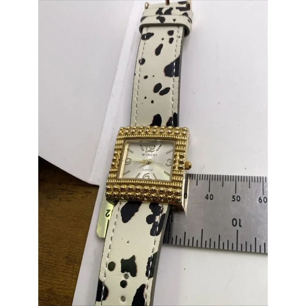 Womens Cow Pattern Gold Tone Watch Works New Battery